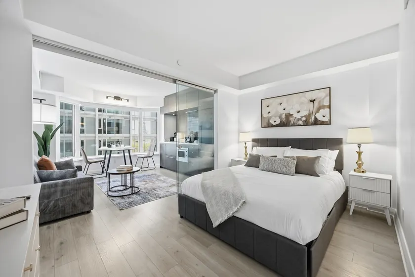 Luxe 1BR, Boutique 5-Star Stay - Image 1