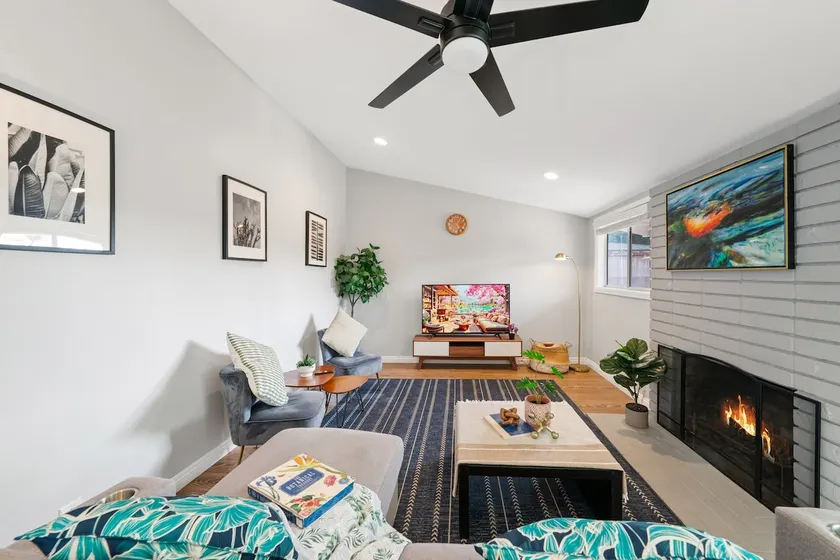 Covina Well-Composed |3 Bedrooms Big yard House - Image 1