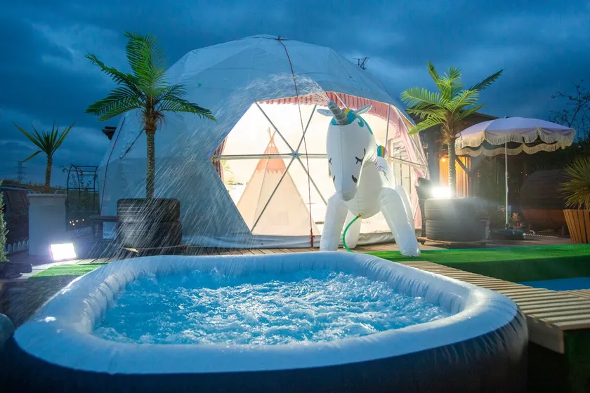 INN TO ONE Dome & Trailer, Entire Building Rental, 400 m² Garden, Sauna, Jacuzzi, Calligrapher, Unique Bamboo Grove Villa - Image 1