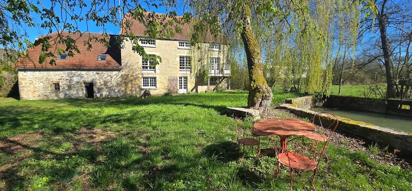 Melrick cottage, charming apartment, renovated mill - Image 1