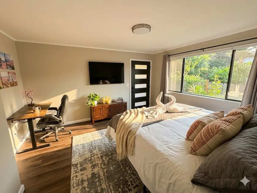 Private Master Suite w King Bed, Patio, Coffee Bar - Image 1