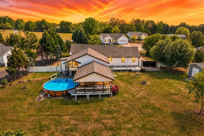 Relaxing Clayton Getaway | Pool & Spacious Yard - Image 1