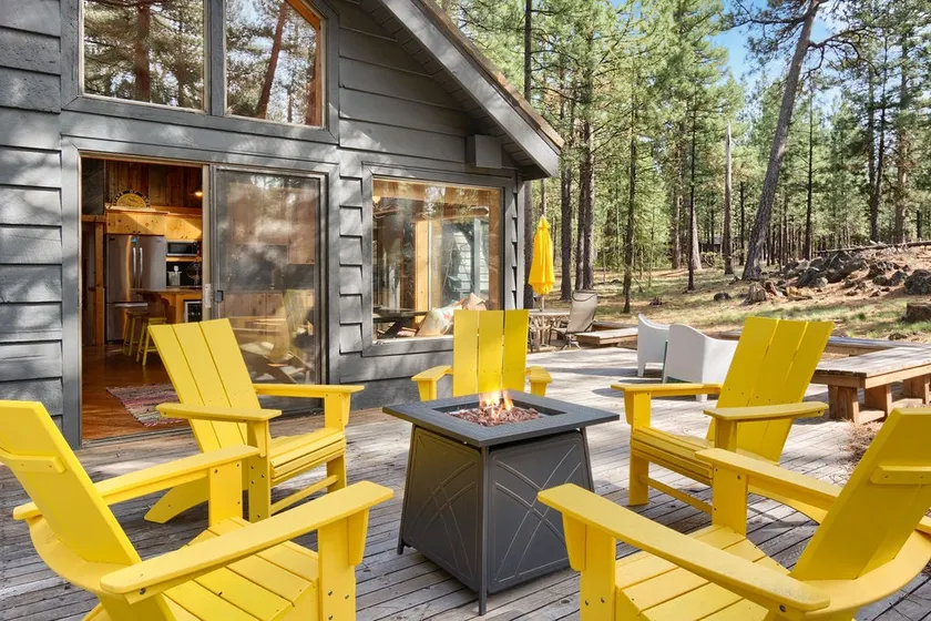 Black Butte | AC + Fire Pit | Bunks | Sleeps 10 - Image 1