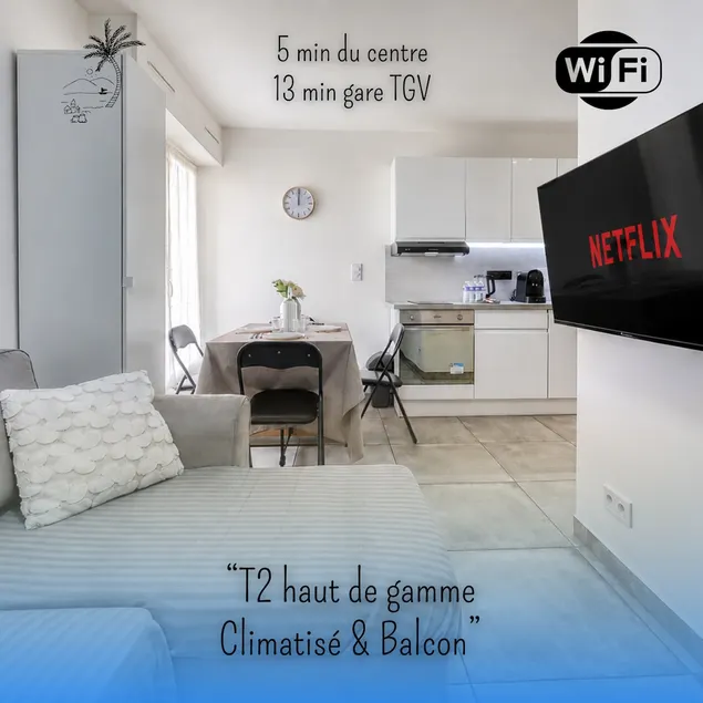 Premium 1-bedroom apartment, Air-conditioned & with Balcony - Image 1