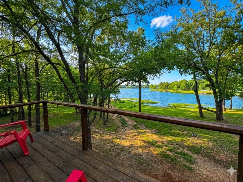 Lake View Tower–Lake Fork Waterfront Balcony Cabin - Image 1