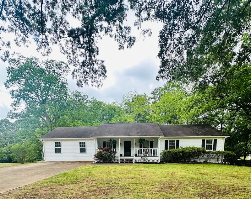 Lovely, spacious, private home in Marietta, GA - Image 1