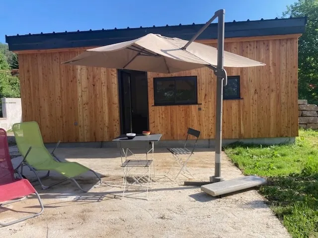 Private maisonette 500 meters from the Dordogne - Image 1