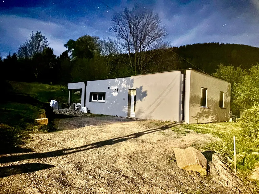 Quiet cottage with private hot tub for 4/6 people, terrace & BBQ - Image 1