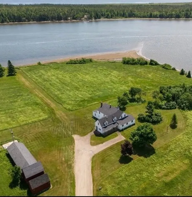 Oceanfront 4 BR - Historic Meets Luxury - Image 1