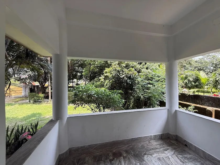 2BHK Home 2AC Parking Residential Main Road - Image 1