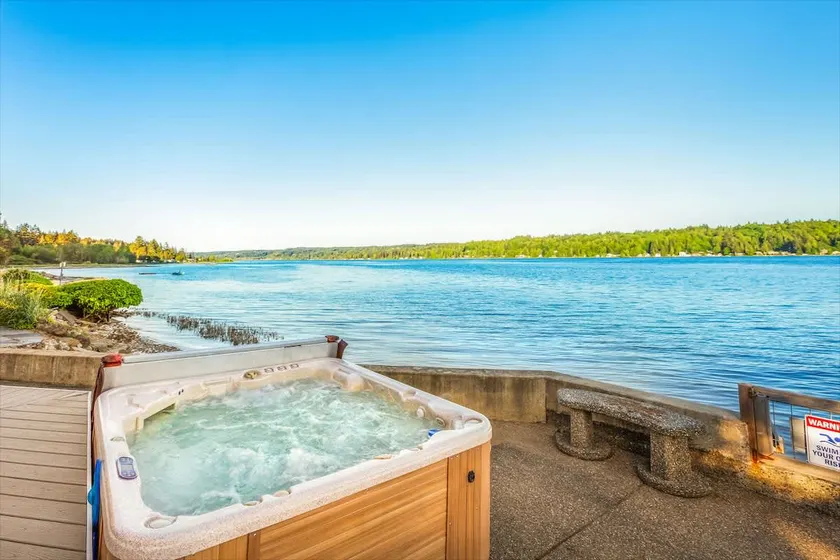 3BR Waterfront Retreat | Hot Tub | Private Deck - Image 1