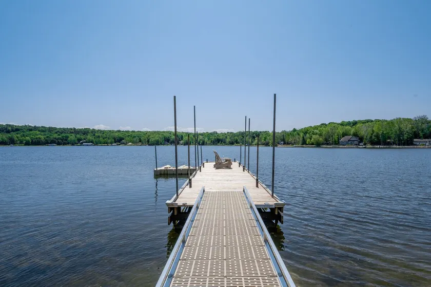 Lakefront | Boat Slip | Hot Tub - Image 1
