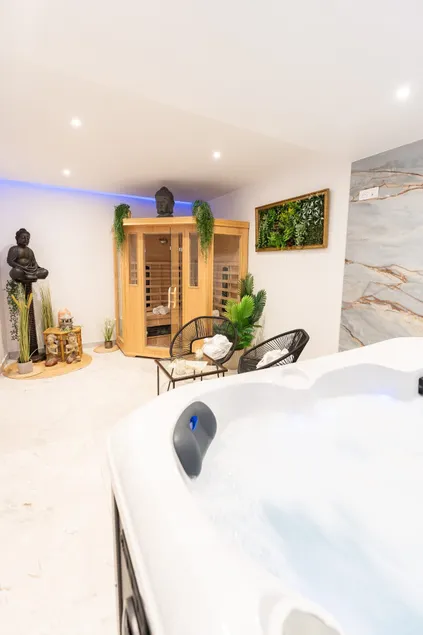 Romantic haven in Alsace with private spa - Image 1