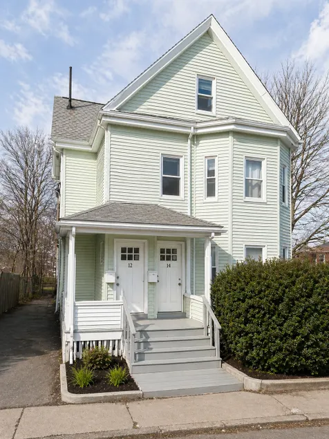 Cozy 2BR Near Tufts • Sleeps 5 - Image 1
