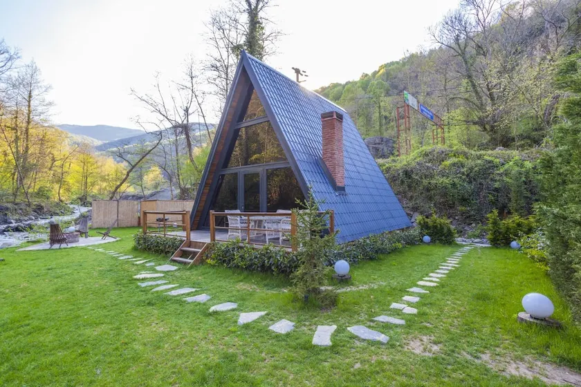 Bungalow with Fireplace by the Stream - Image 1
