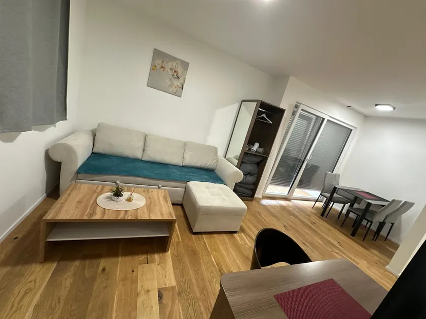 Large apartment for up to 6 guests + bathroom/toilet + kitchen Top6 - Image 1