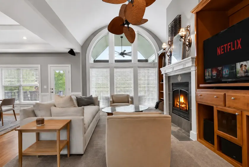 5BR Luxury Retreat near World Cup Stadium - Image 1