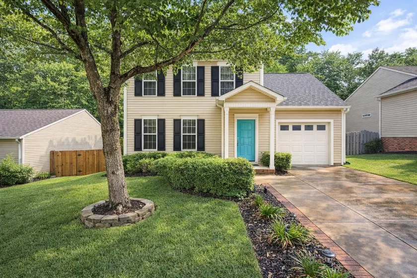 Sleeps 10 | 4BR w/ 6 Beds | Spacious Yard - Image 1