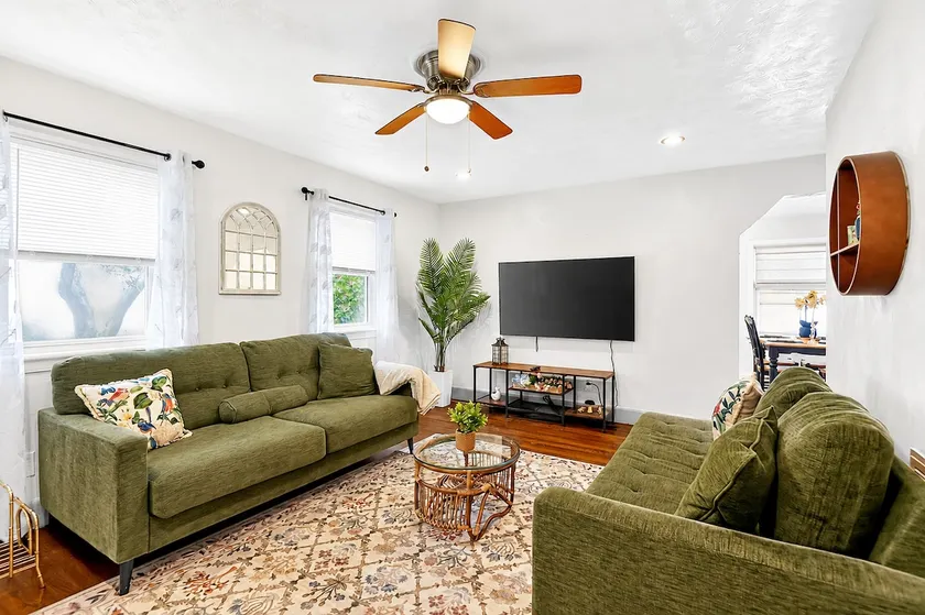 4BR • King Suite • Near NSU & Downtown - Image 1