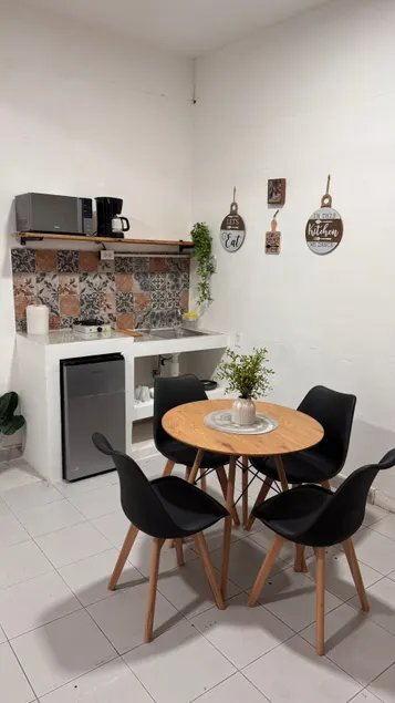 Mini 2 independent apartments with A/C, centrally located - Image 1