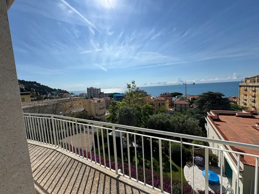 Casa Verbena – Sea Breeze with Parking Space - Image 1