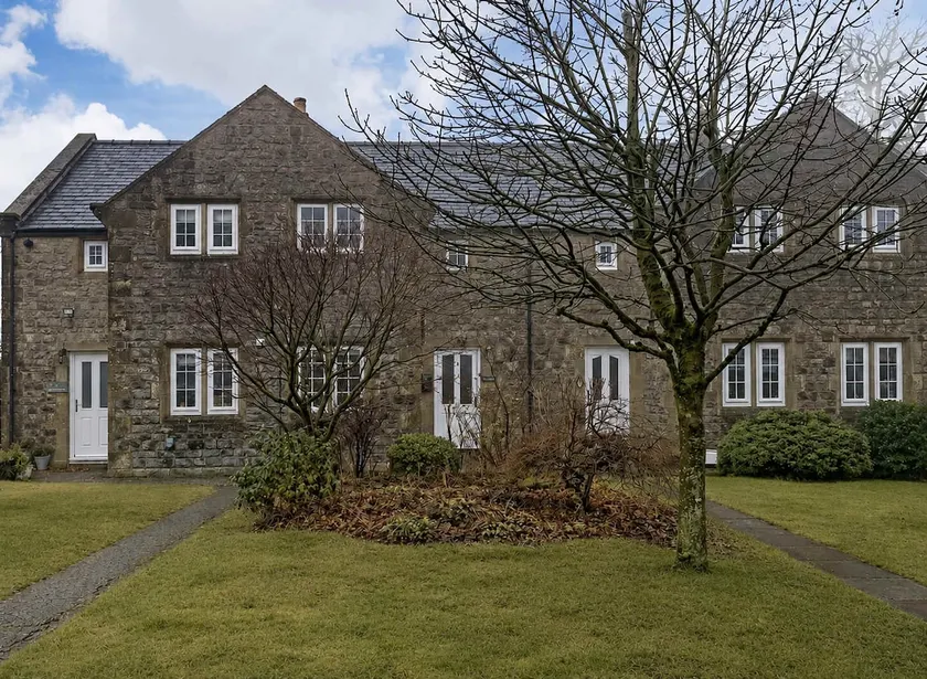 Acer Cottage, Tideswell - Image 1