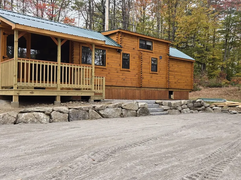 Moose Hollow Cabin – Fall & Winter Escape - Image 1