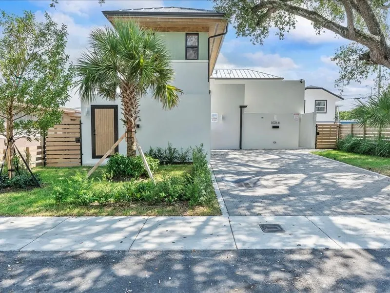Brand New Private 3BR DuplexB Near Wynwood - Image 1