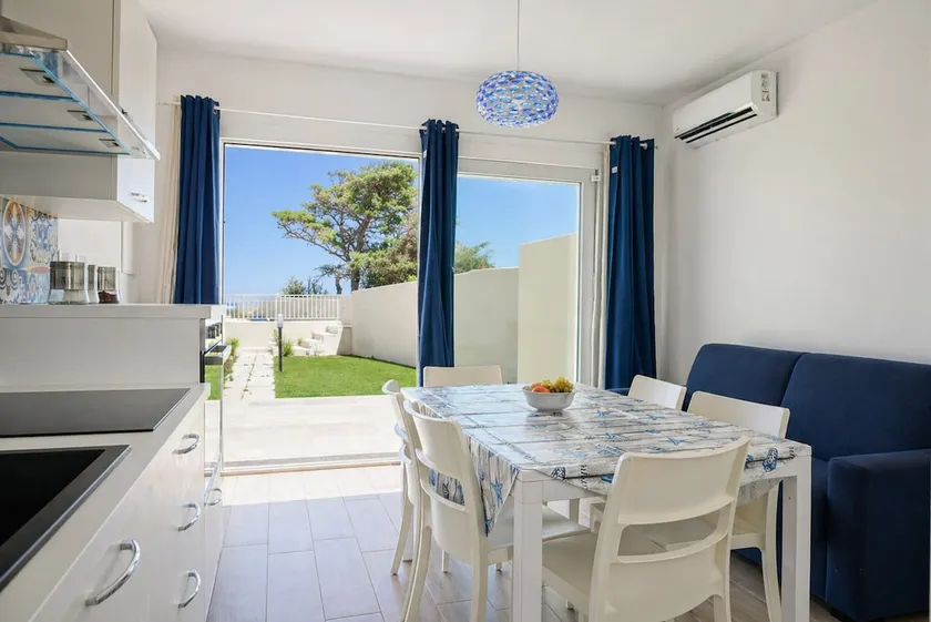 Modern Apartment with Pool and Garden - Image 1