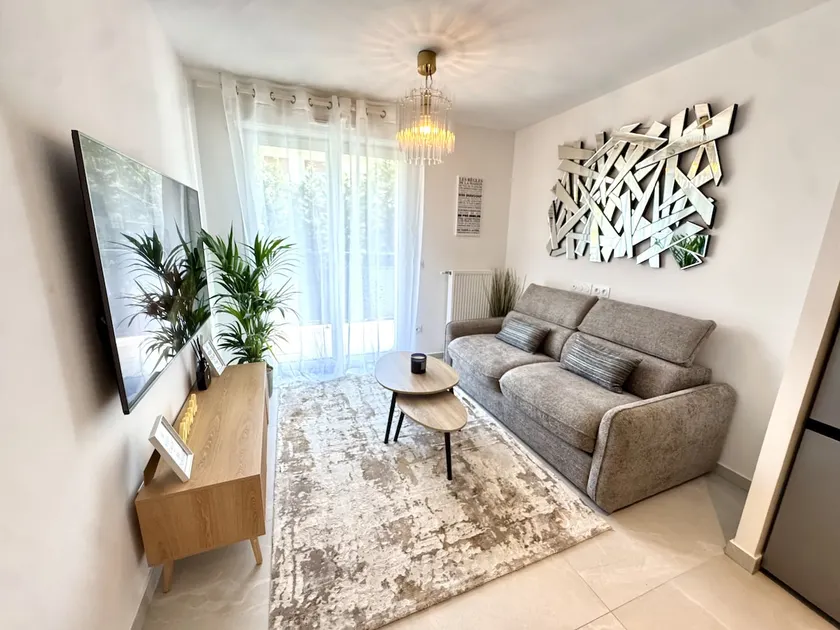 Beautiful new apartment • Terrace • Paris 15 min • RER • Parking - Image 1