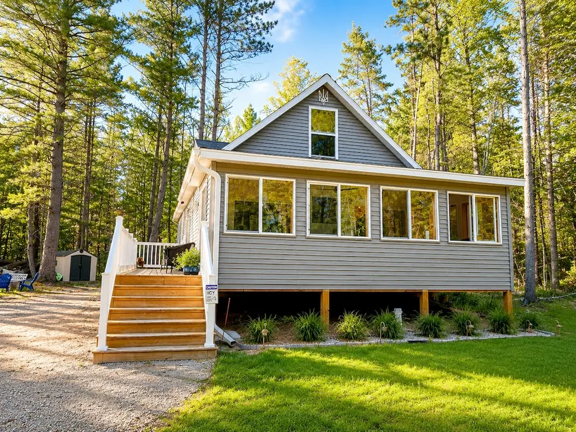 Newly built Bear Lake Family Hideaway Cottage! - Image 1