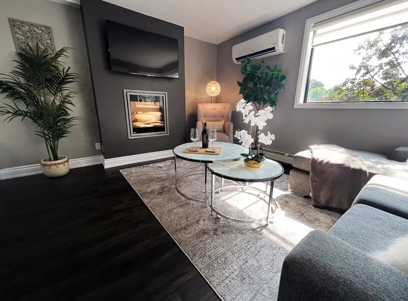Contemporary Comfort | Centrally Located Gem - Image 1