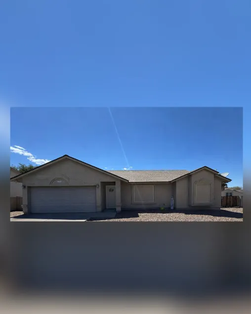 Cozy Desert Home Near Mountain View - Image 1