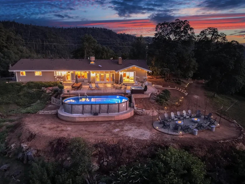 New! Yosemite Starsong with pool/hot tub/huge view - Image 1