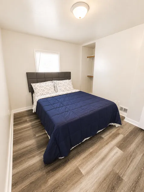 Cozy 1 bedroom | plus pull out sofa sleeper - Image 1