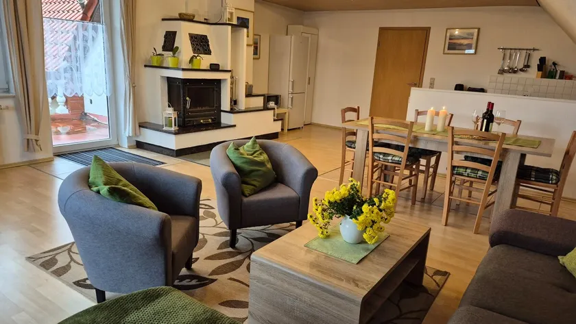High-quality 120m² basement apartment in Ihlenfeld near Neubrandenburg - Image 1