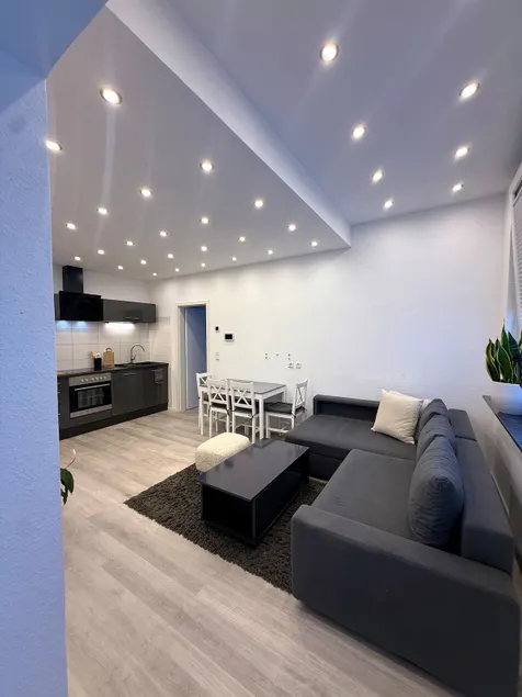 Modern, cozy apartment with its own entrance - Image 1