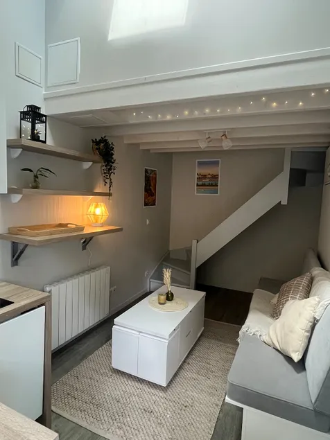 Quiet stay in a self-contained studio - Image 1