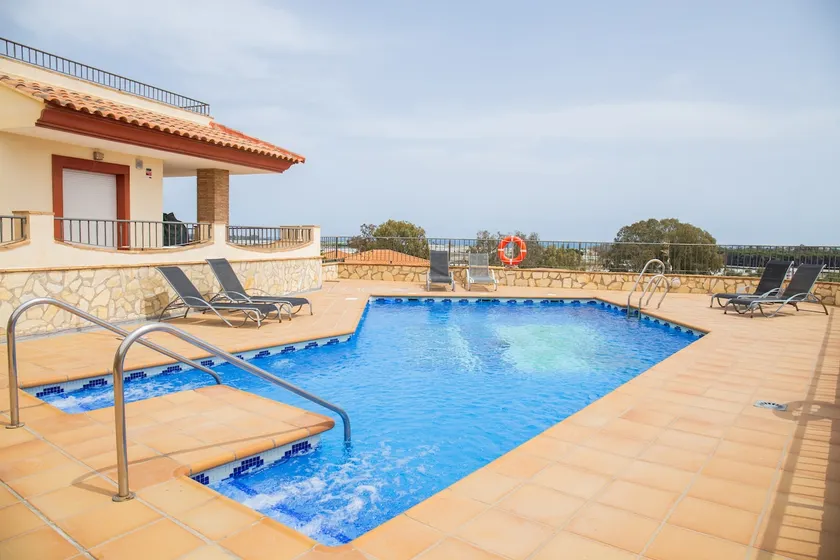 Mediterranean Sea Views, Pool, Terrace & Parking - Image 1
