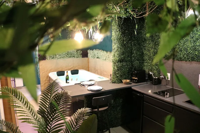 Botanica - Private Spa - Image 1