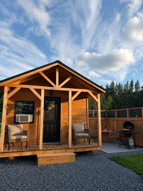 Cozy Trailside River Cabin - Image 1