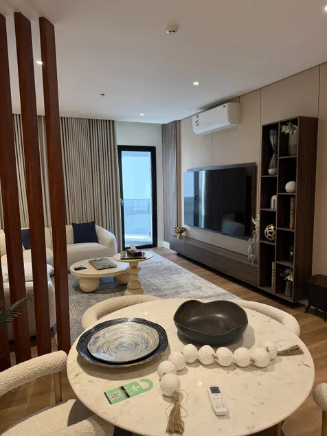 Luxury Seaside 3BR | Pool, Gym & Kids Corner - Image 1