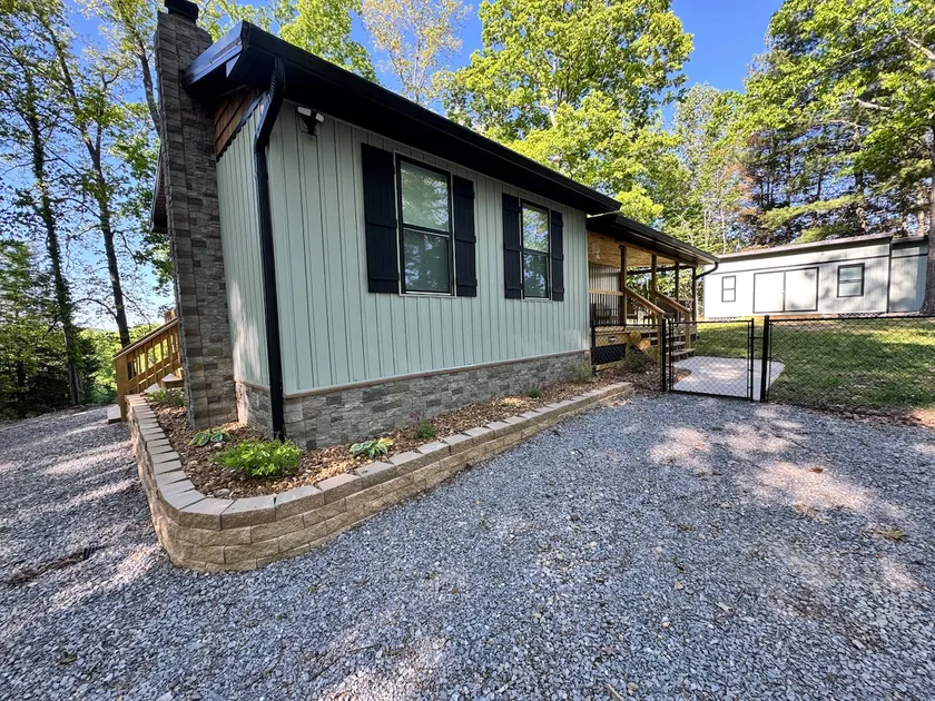 Adult themed cottage located in Kentucky Secluded - Image 1