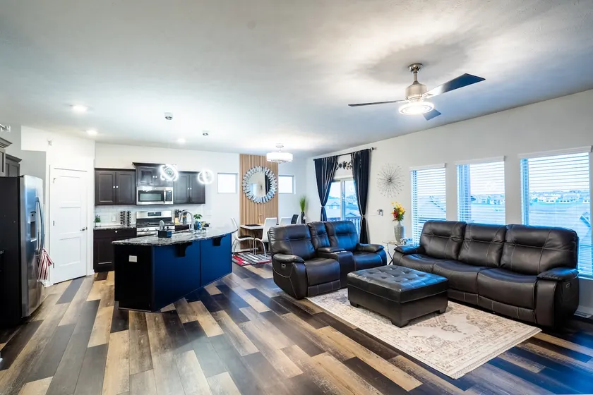 Modern Omaha-Elkhorn Home | Quiet & Spacious - Image 1