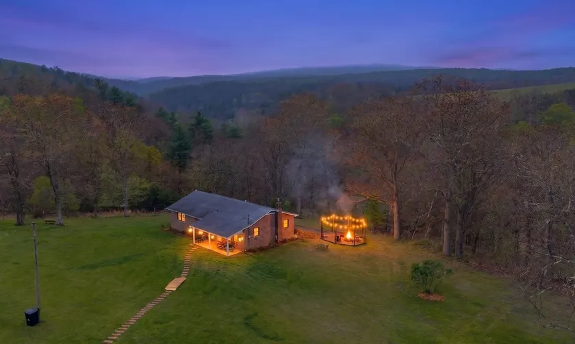 Hickory Ridge Homestead | Free Farm Tours +Firepit - Image 1