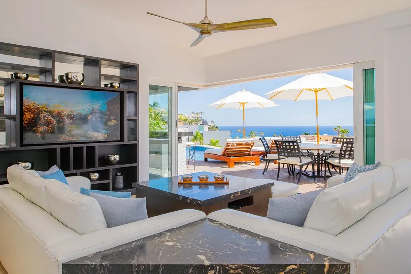 Villa del Toro Rojo, vista al mar en Pedregal - conserje las 24 horas, servicio de limpieza diario - Image 1
