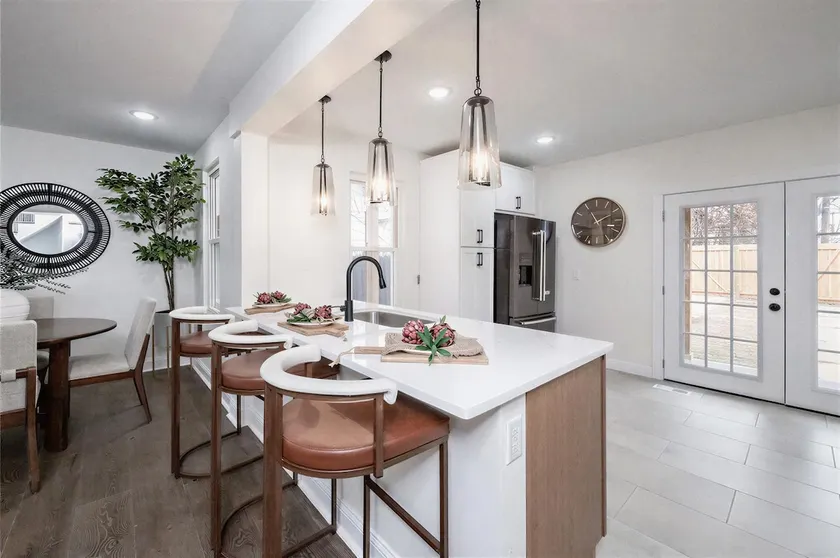 Stylish Modern • Near Forest Park • Zoo • Wash U - Image 1