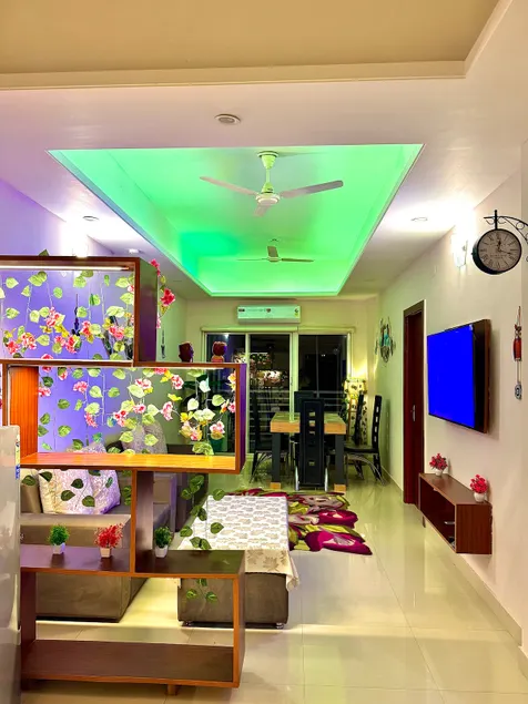 Sun Haven | Bright Airy and Cozy 2BHK near Ganga - Image 1