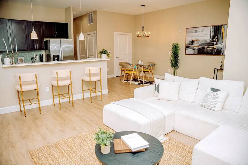 Luxe 2BR House | Parking | Private Entry - Image 1