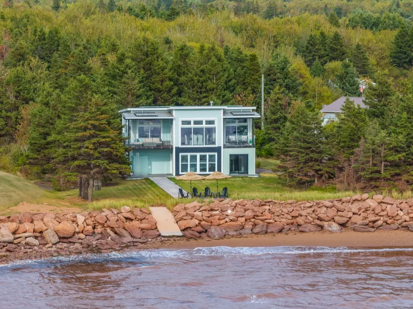 Tanner's Beach | PEI - Image 1